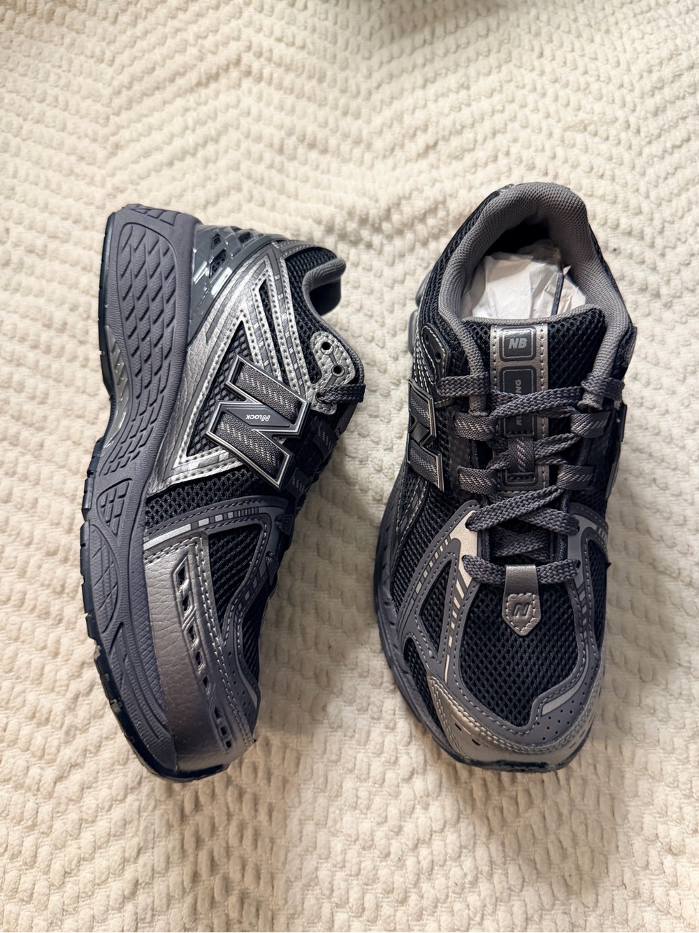 🤍New Balance 1906r sneakers BOYS🤍 - Picture 3 of 10